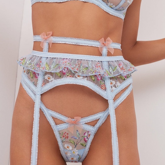 FOR LOVE & LEMONS Garden Embroidery Bra & Thong - Picture 12 of 15